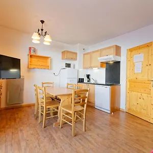 B406- 2 Pieces 6 Personnes Appartement